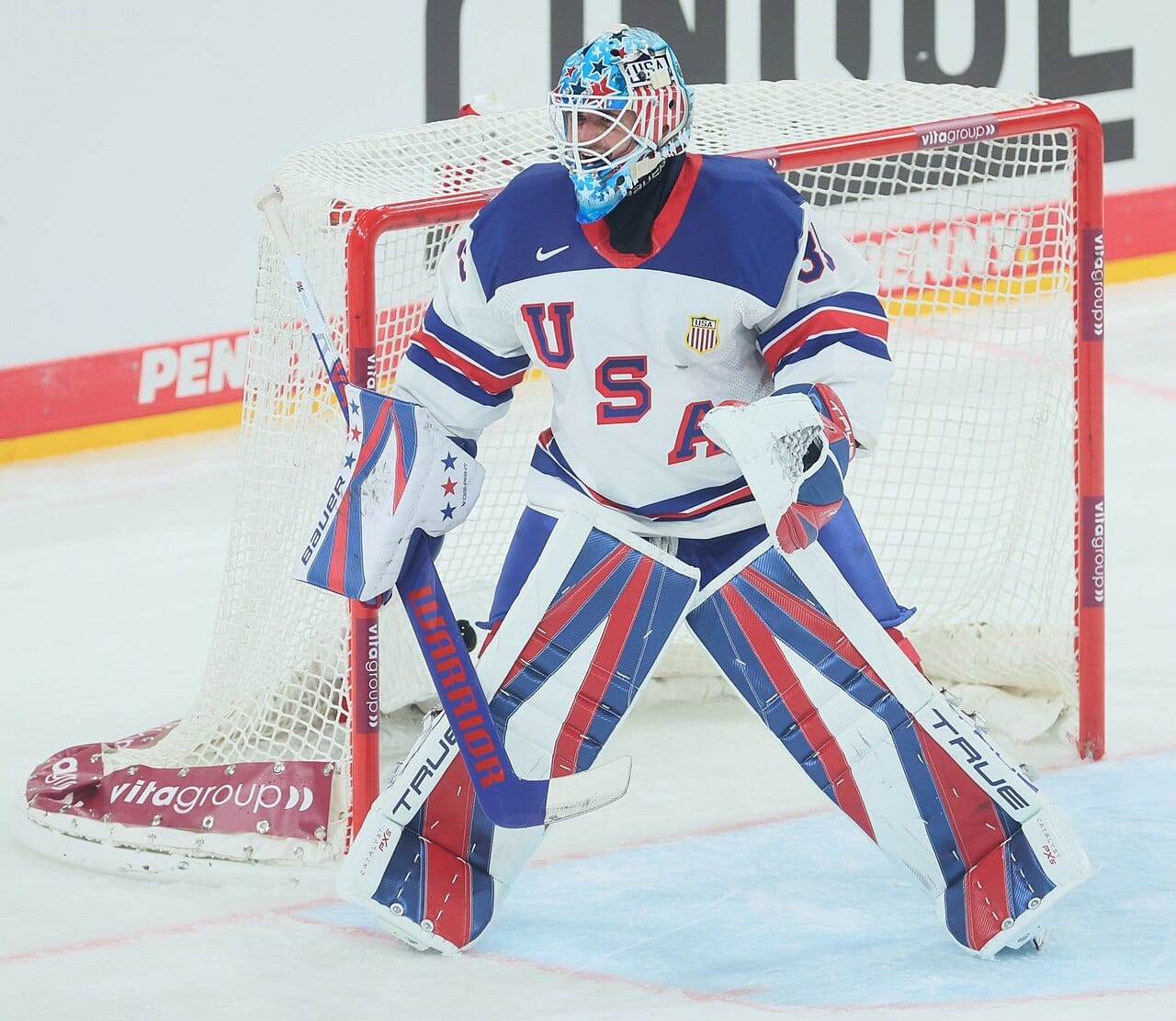 Team USA in a preparation match for the 2023 Ice Hockey World Championships at the PSD Bank Dome in Dusseldorf, Germany | Wikimedia Commons