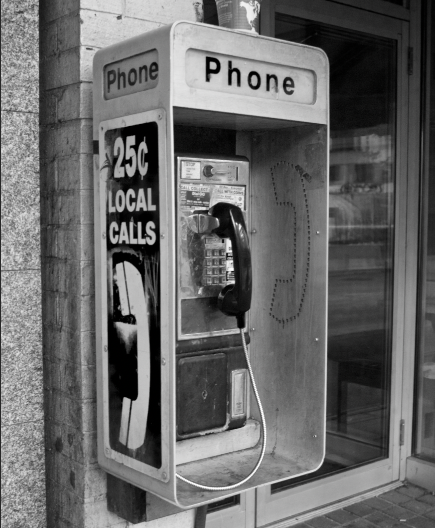 Public pay phone | Ken Kistler, PublicDomainPictures.net