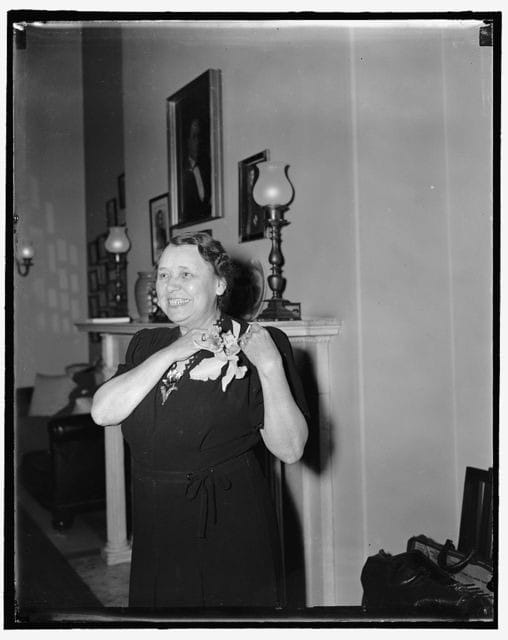 Arkansas Sen. Hattie Wyatt Caraway | Picryl
