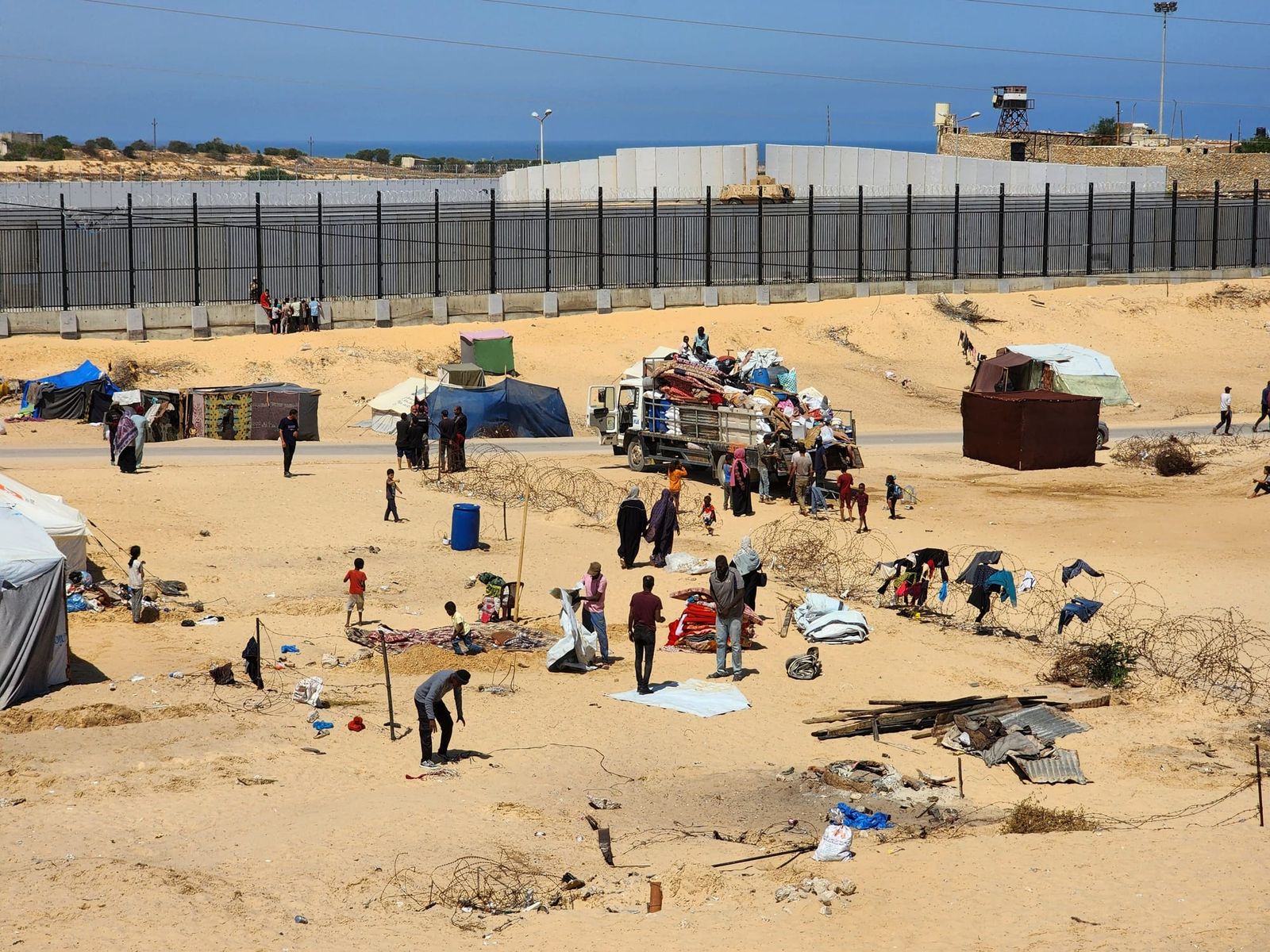 Palestinians living in makeshift tents along Egypt border. (Photo by Hani Alshaer/Anadolu via Getty Images)
