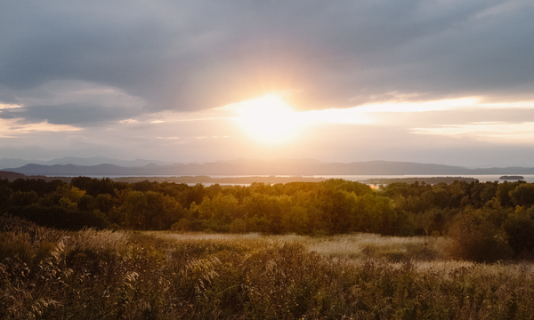 The sun sets over Lake Champlain in Burlington, VT | Aidan Gorman/Tangle News