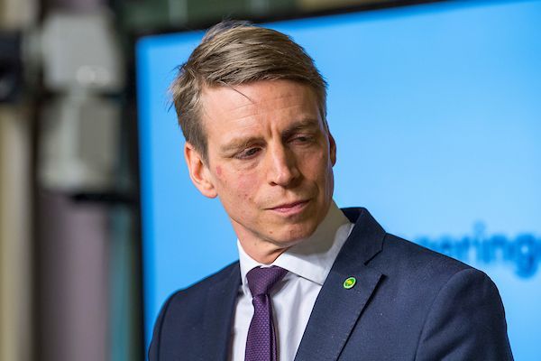 Per Bolund avgår som Miljöpartiets språkrör