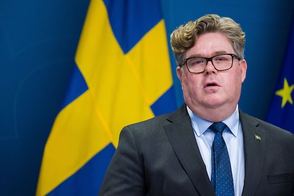 Uppemot 30 000 personer uppskattas vara del av gängmiljön