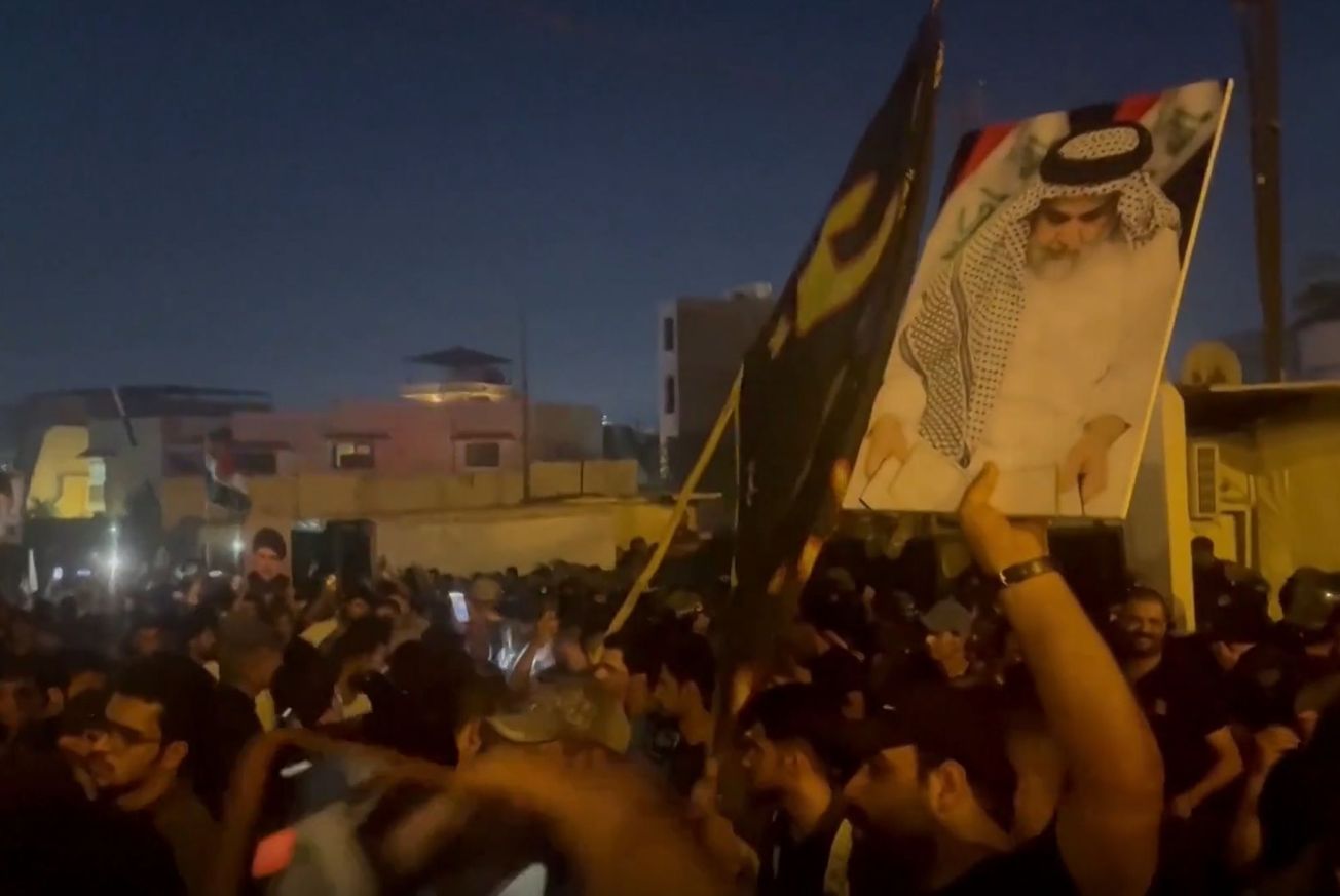 Svenska ambassaden i Bagdad satt i brand