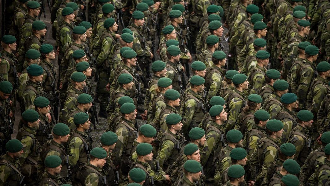 Låg försvarsvilja bland invandrare