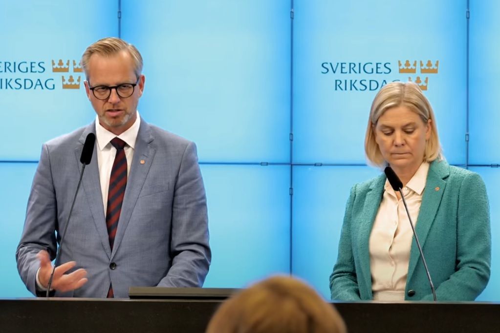 S: Sänk skatten – Knyt välfärden till inflationen