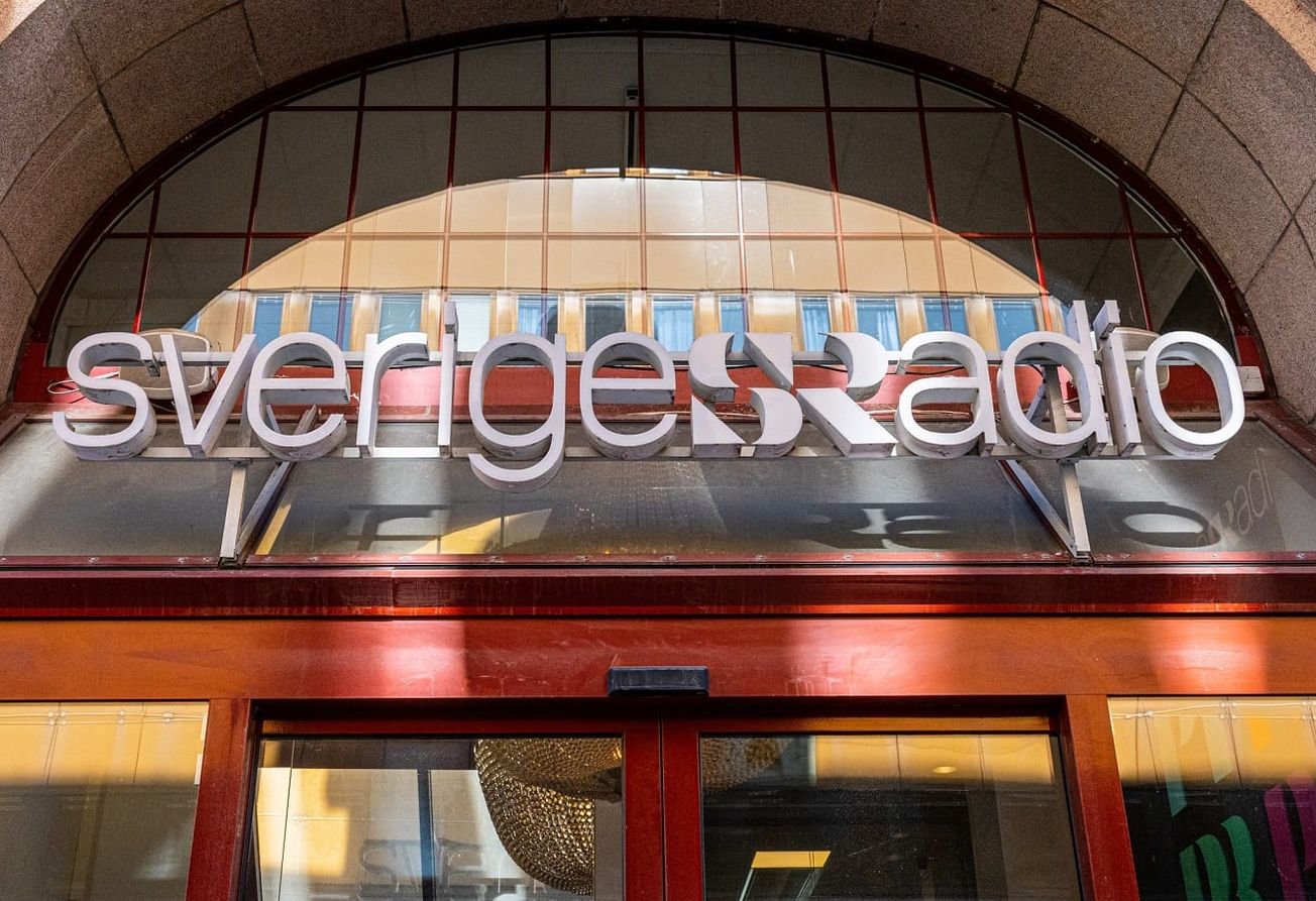 Sveriges Radio lägger ner kurdiska radion och sparkar klimatkorrespondenten