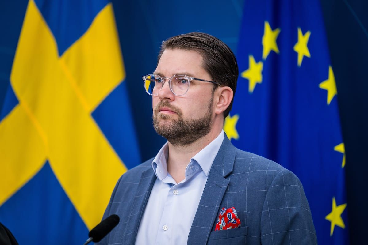 Jimmie Åkesson efter brutala mordet: “Kasta internationella konventioner i papperskorgen”