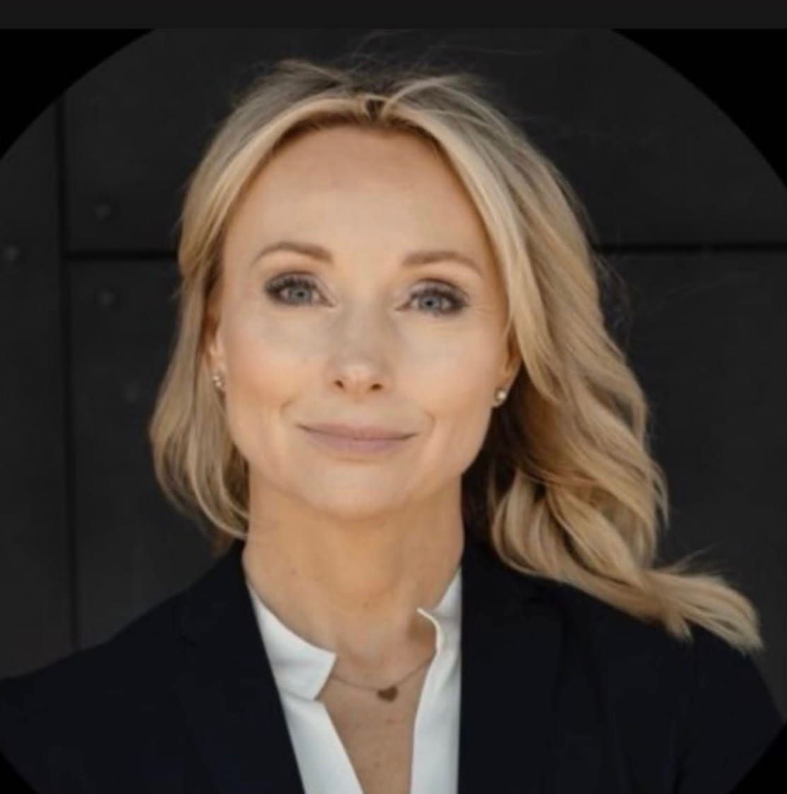 Och allt rör sig fortsatt kring Sverigedemokraterna