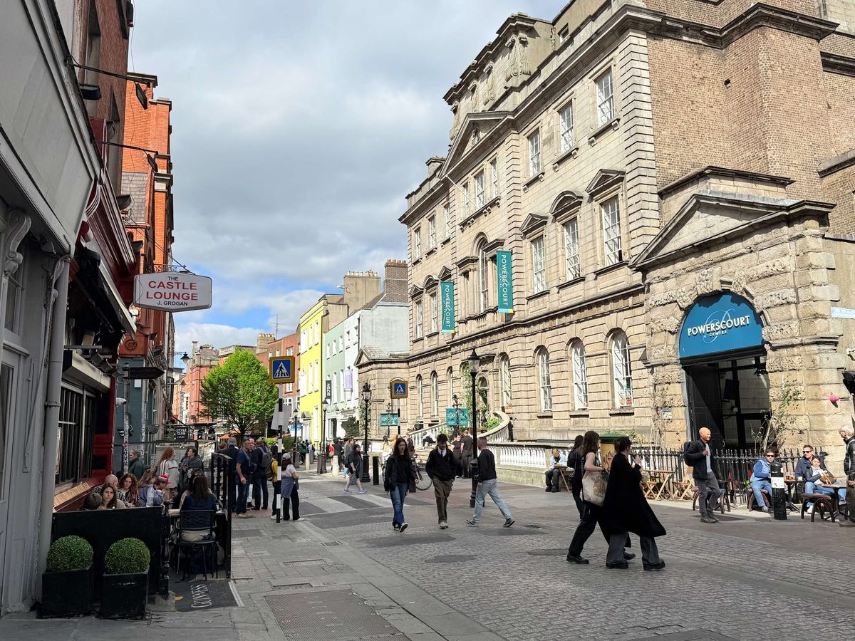 Grafton Street to the Canal. A Walk Through Dubliners Dublin