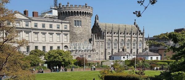 Skip the tour of Dublin Castle but walk its garden for free