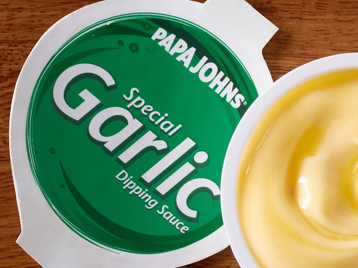 Papa Johns is finally selling its cult-favorite garlic sauce in bottles