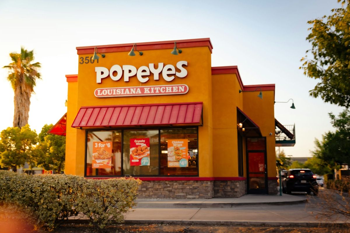 Popeyes franchisee with 136 stores closes 18 more locations