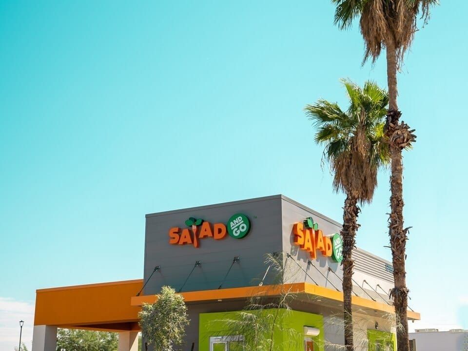 Popular drive-thru salad chain files bankruptcy and shuts locations