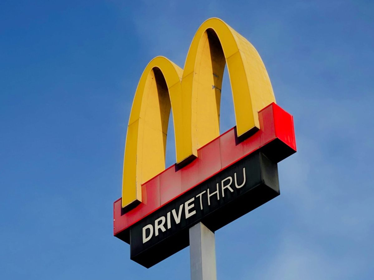 McDonald's sales plunge among low-income diners