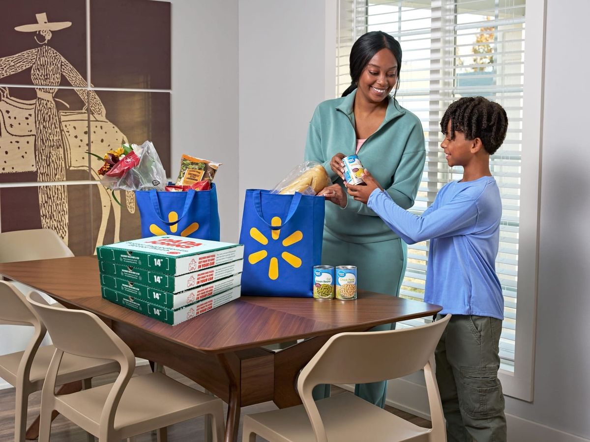 Walmart now lets you add Papa Johns pizza to your delivery order