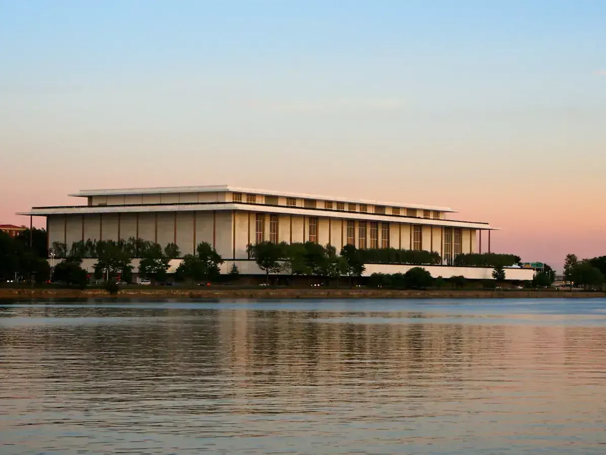 Kennedy Center warns it could close today in bankruptcy