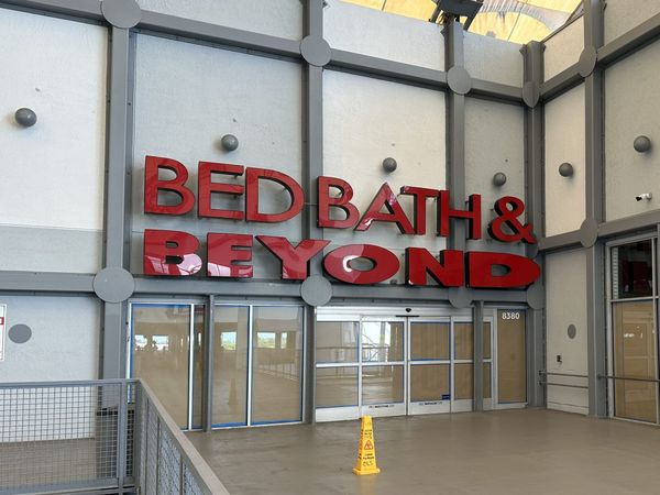 Bed Bath & Beyond returns to California 2 years after closing every store