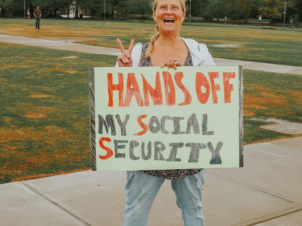 Social Security checks could shrink by $500 a month in 2032