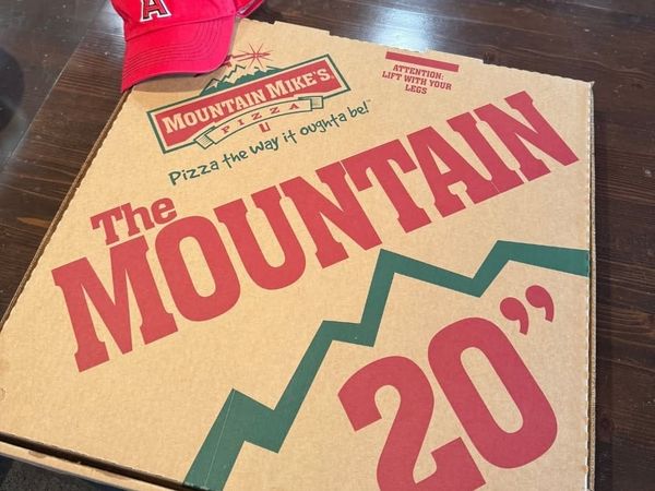 Popular pizza chain franchisee abruptly files Chapter 11 bankruptcy