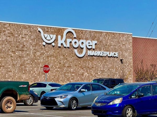 Kroger is buying Giant Eagle in $1.65 billion deal