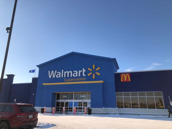 Walmart turns to nuclear power to protect grocery supply
