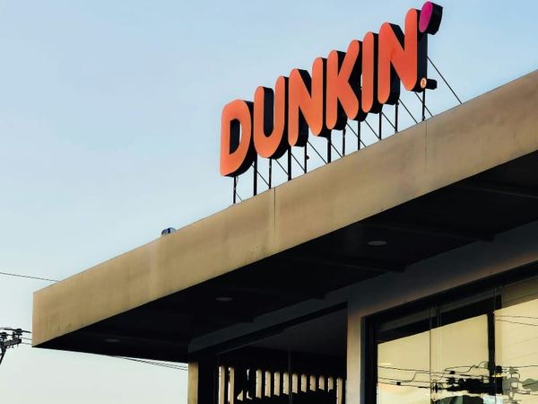 Dunkin is giving out 1 million free Refreshers again this week