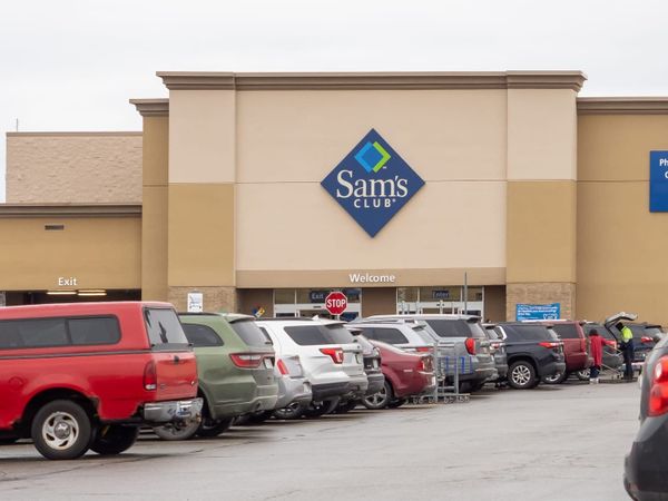 Sam's Club offers complete Thanksgiving feast under $10