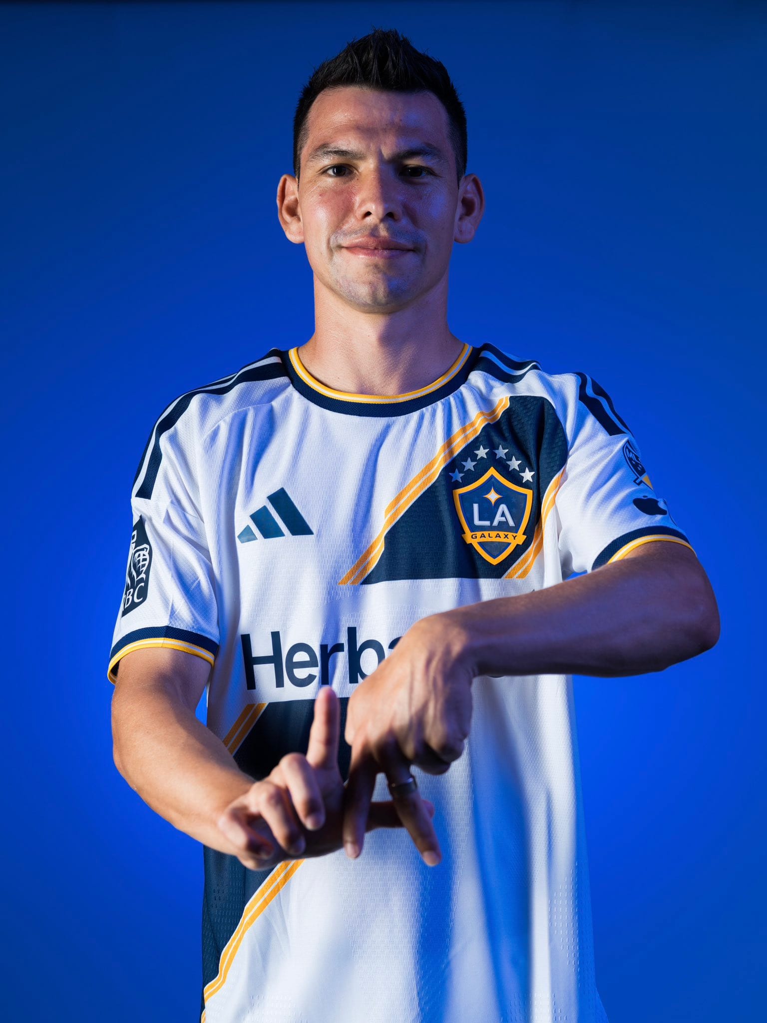 chucky lozano galaxy