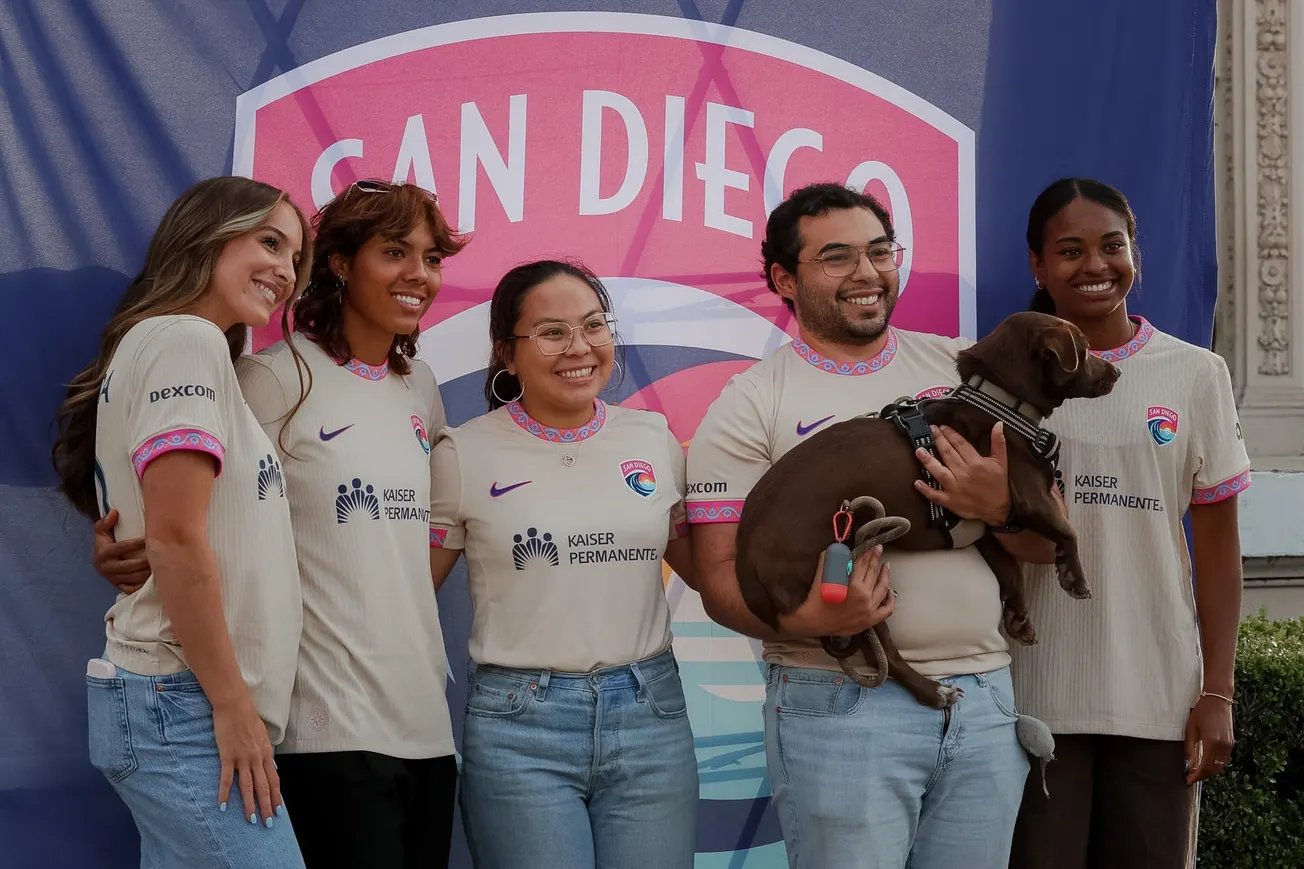 Wave Fans Pack Balboa Park as Dali and Wesley Named Team Captains