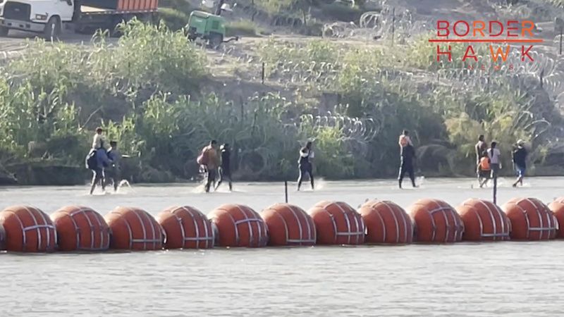 EXCLUSIVE: Migrants Walking Around Texas Marine Barrier to Reach Border Patrol, Claim Asylum