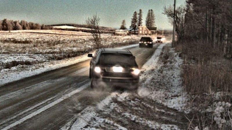 Mob of Romanian Illegals Storm Northern Border in Vehicle Caravan