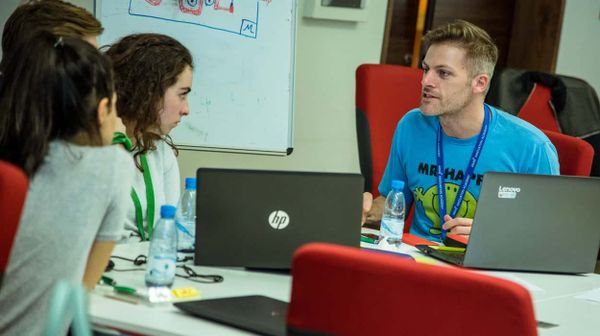 Mentoring in European Innovation Academy