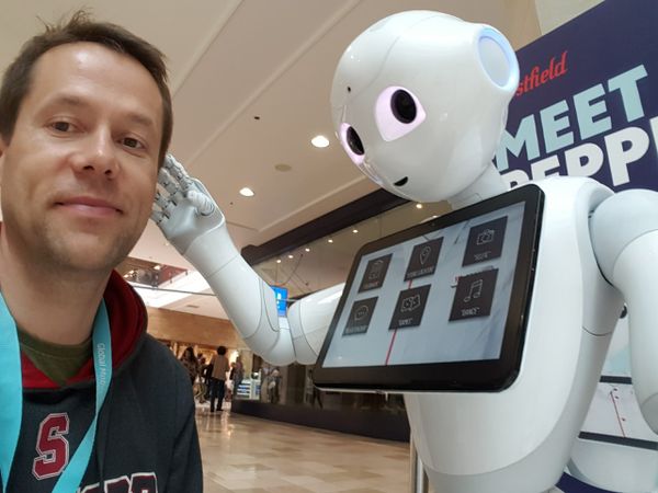 Alar Kolk and Robot