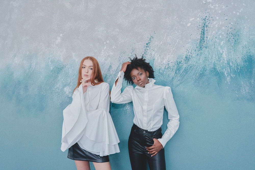 Demiur: Iconic White,Timeless Pieces, Efortless Style post image