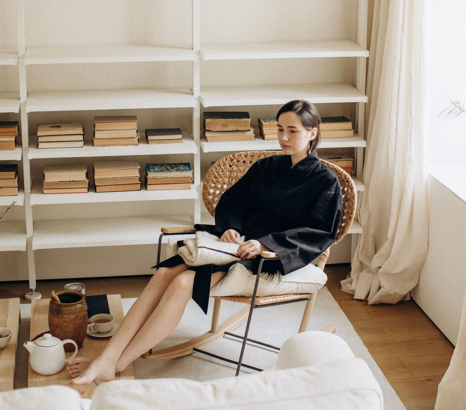 Darya Golneva: femeia OK KINO preferă puritatea în vestimentație