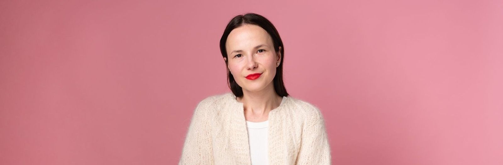 Raluca Harabagiu page cover image