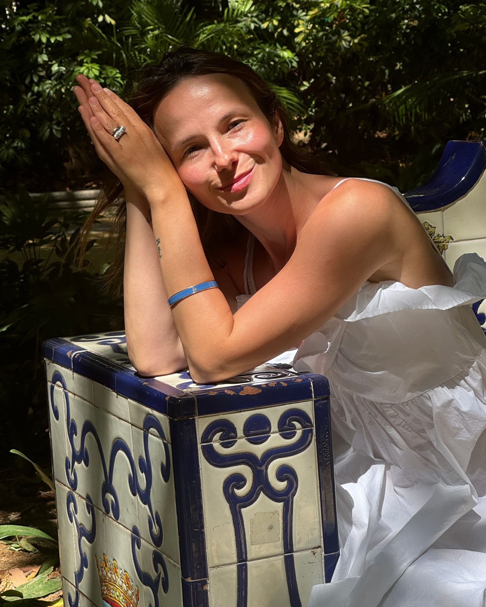 The enchanting secret of a modern Mademoiselle