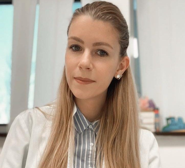 Dr. Alexandra Munteanu, chirurg pediatru: ajută foarte mult să transformi un consult într-o joacă