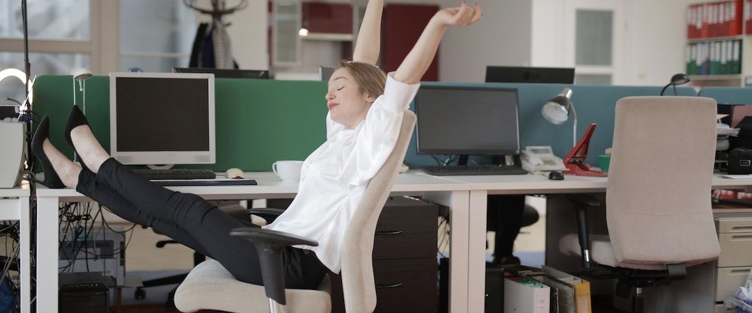 tips-to-relax-at-your-workplace