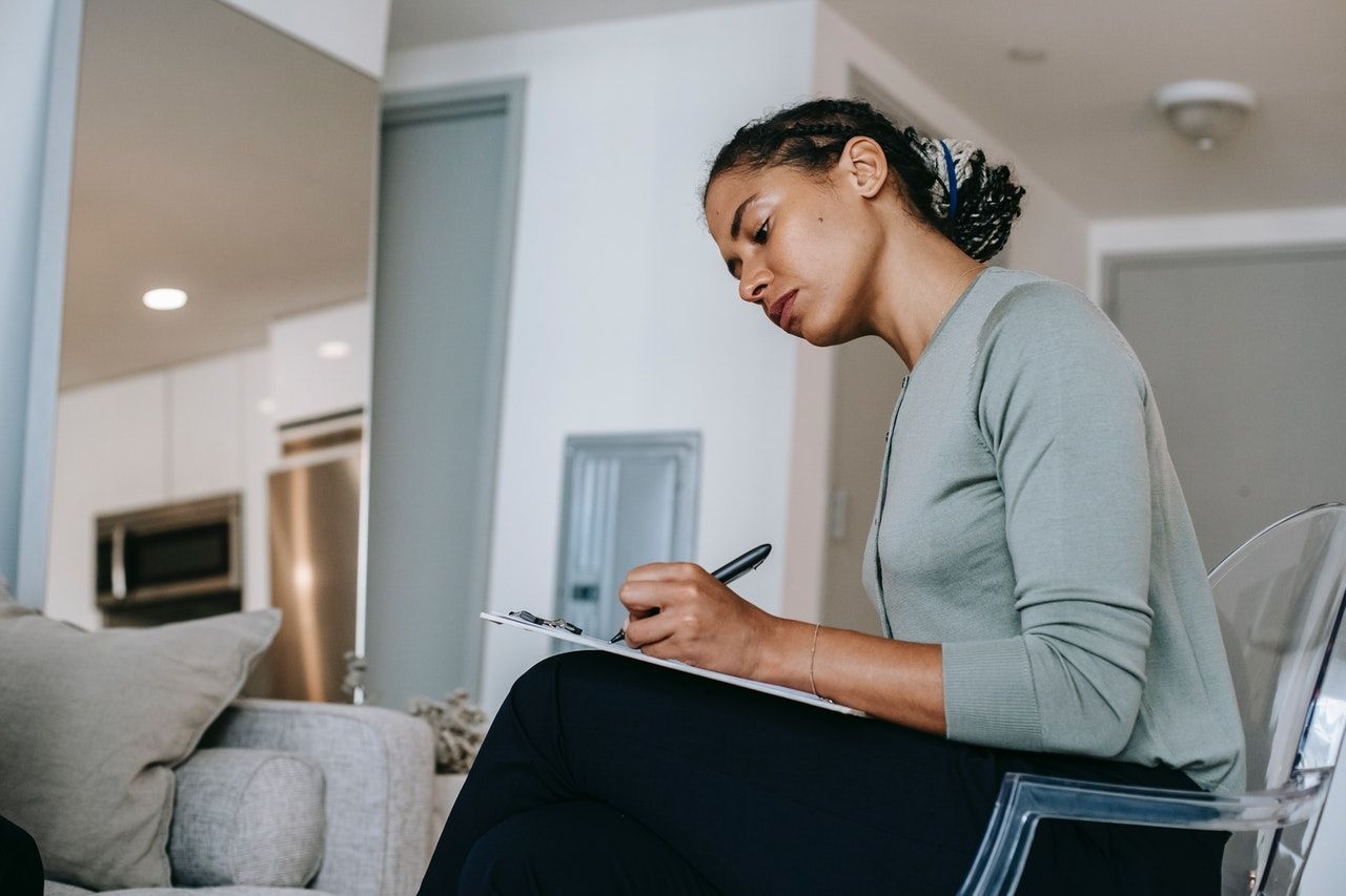 How To Become A Virtual Assistant?