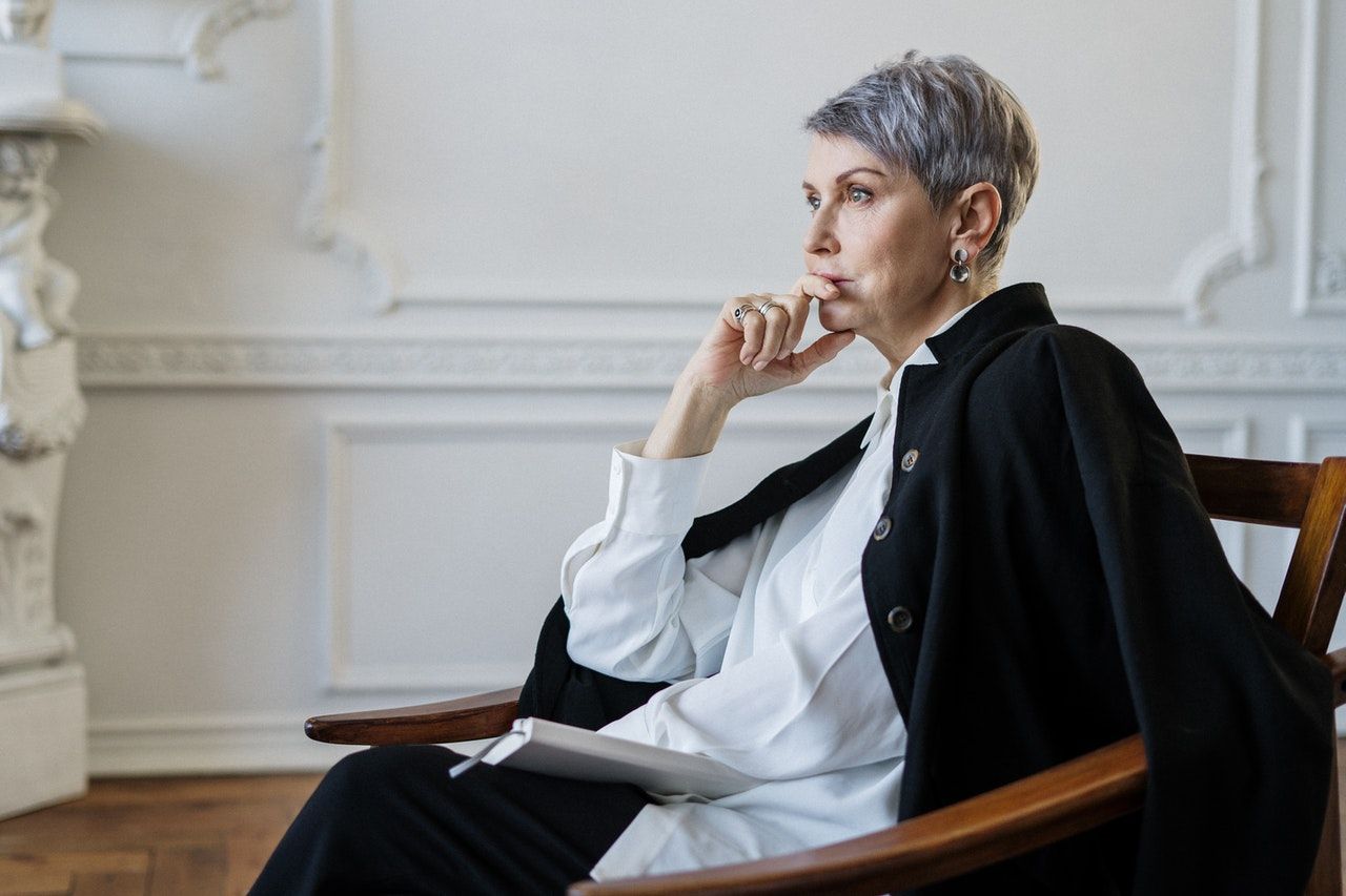 How To Become A Therapist (Top 5 Skills Required)