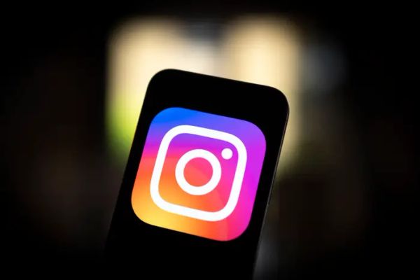 The Democratization of Photography: Instagram’s Role in Cultivating a Generation of Photographers