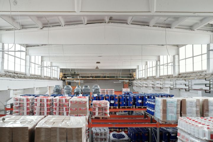 Full of inventories in a warehouse