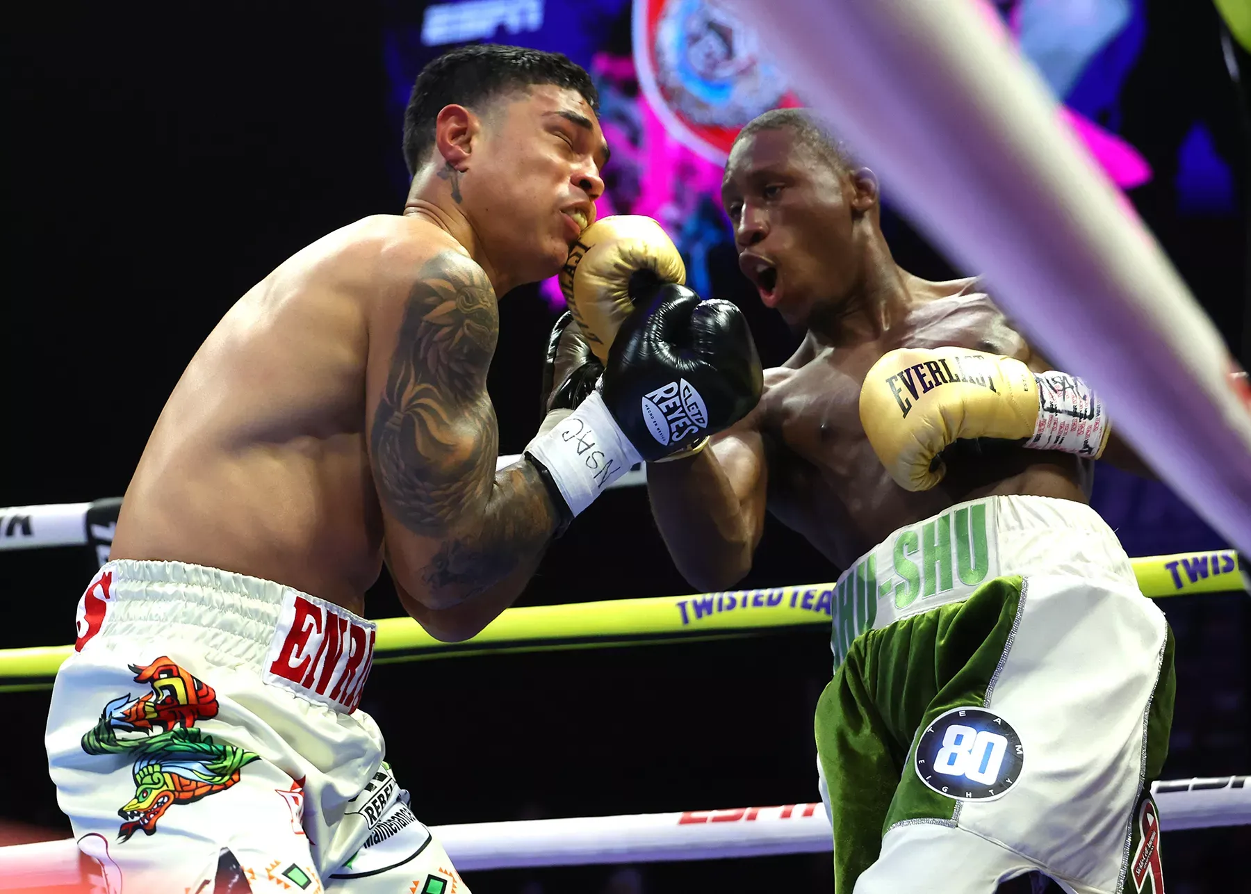 Bruce Carrington connects with a right uppercut on Jose Enrique Vivas