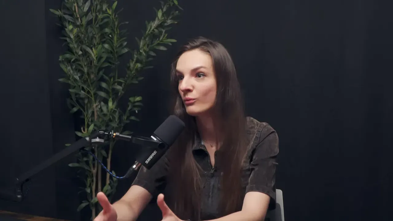 Hanna describing lab work with stem cells and CRISPR.