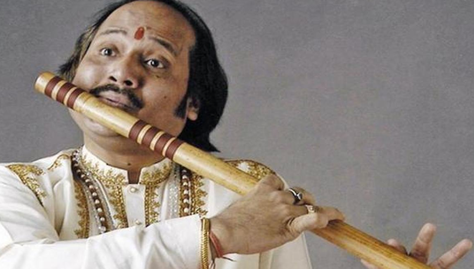 Ronu Majumdar, flute player