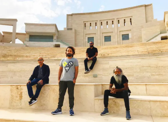 Avial: top band in india