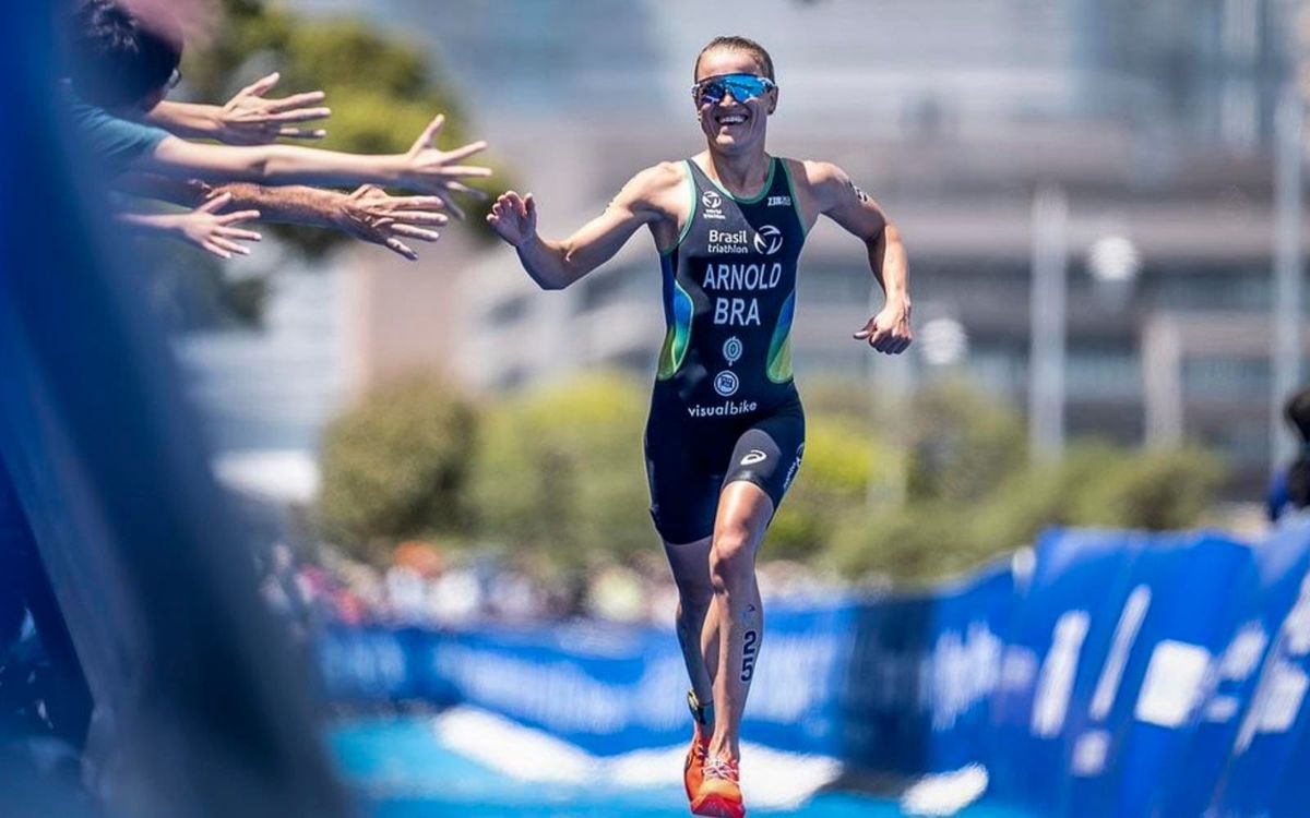 Interview: 5 min. com Djenyfer Arnold