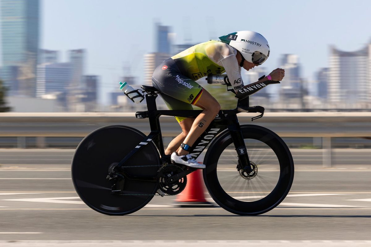 T100 Dubai: Behind the Scenes, prova feminina